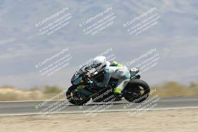 media/Apr-20-2025-CVMA (Sun) [[39090e8767]]/Race 9-Formula LW Twins Shootout/